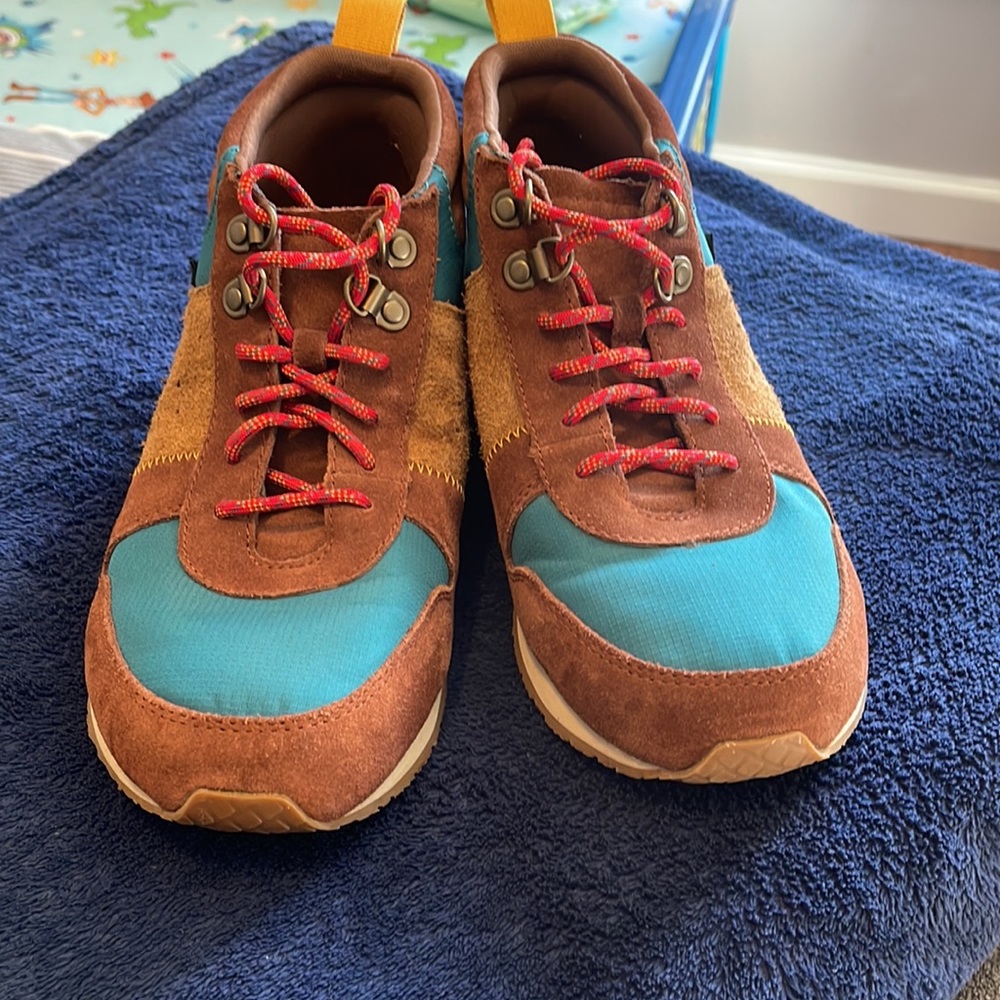 Teva Highlander - Picture 2 of 3